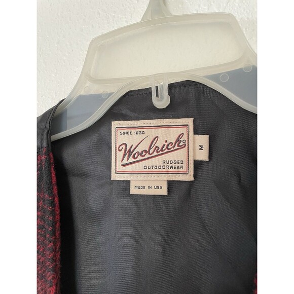 Woolrich Vest Womens Medium Plaid Buffalo Red Black Button Pockets Outdoors - Picture 4 of 4